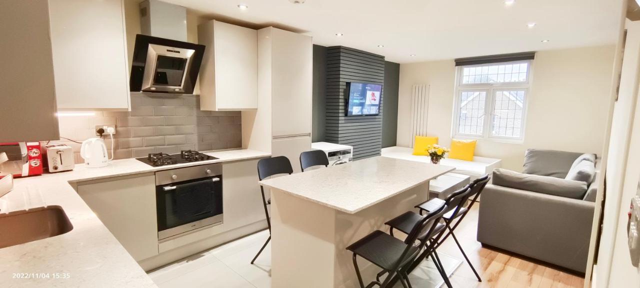 Апартаменти First Floor Flat 1 Northwood Лондон Екстер'єр фото